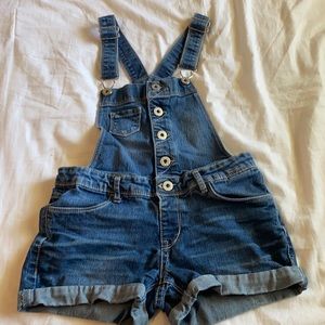 Girl’s Levi’s size 10 Jean overalls